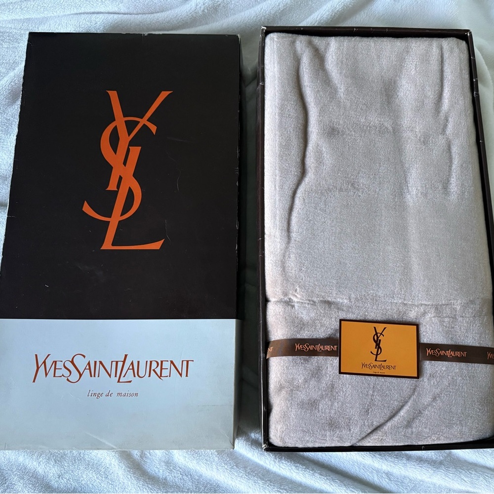 (NEW) Vintage Yves Saint Laurent 100% Wool Blanket/Throw